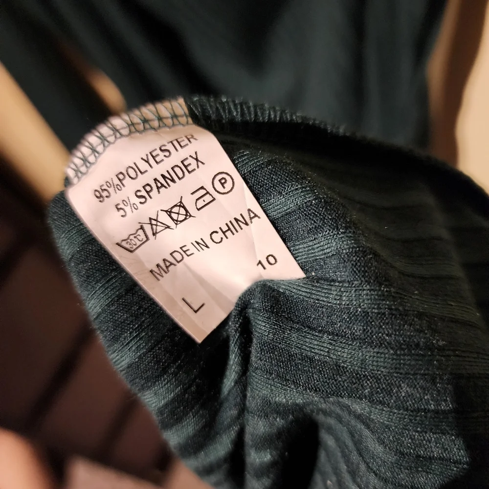 💙 NWOT Off Shoulder Wrap Dress - Picture 4 of 5